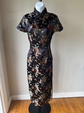 Vintage Black Floral and Dragon Cheongsam Dress size Large